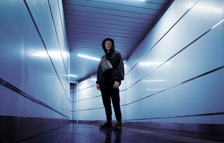 Apple Unveils Smartwatch With a Focus on Fitness